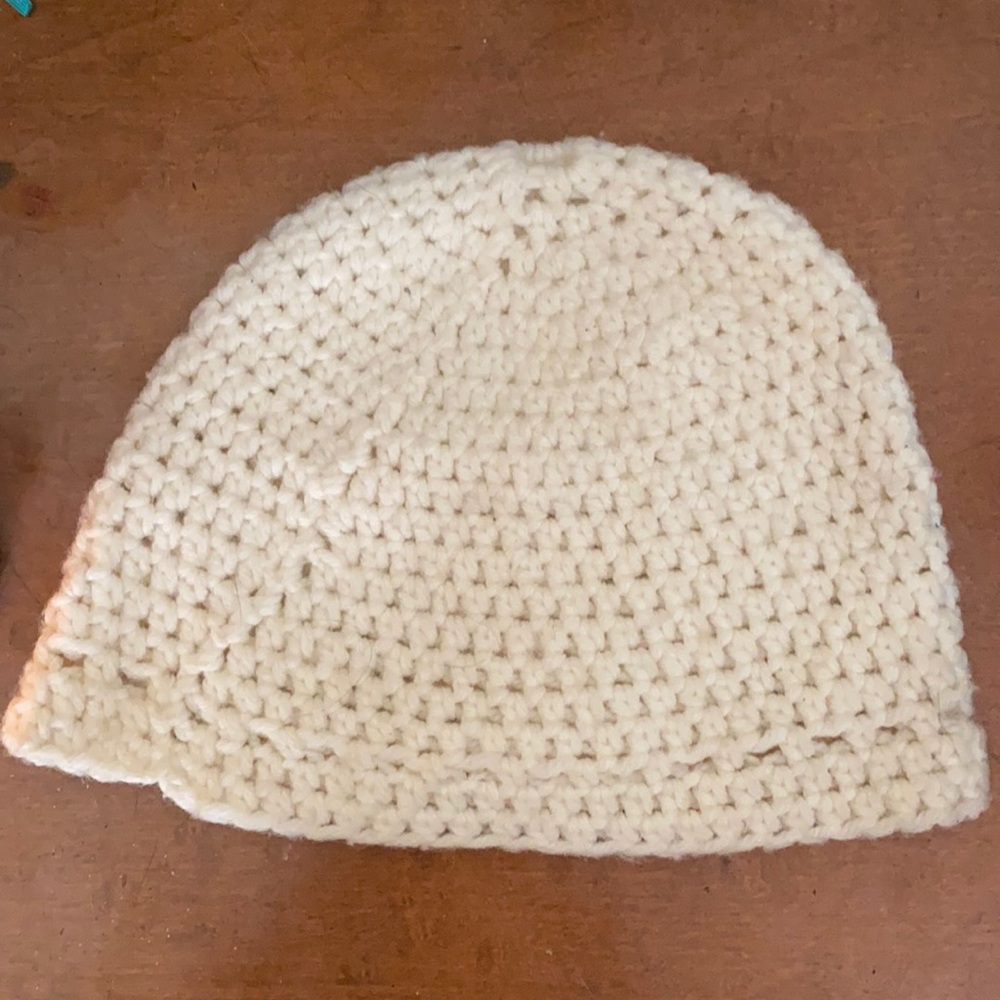 Handmade NWOT white crocheted beanie